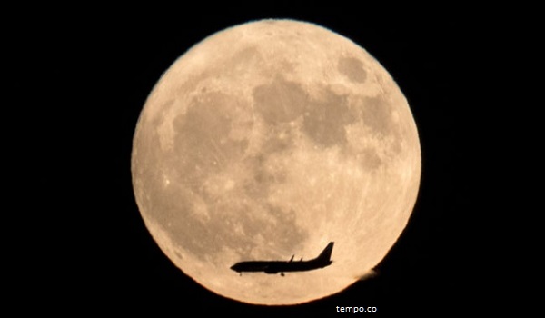 21 Januari, Indonesia Diterangi Cahaya Supermoon