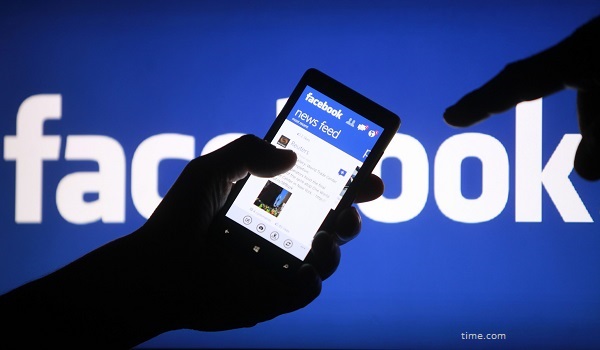 Facebook Akhirnya Serahkan Kendali Data pada Pengguna