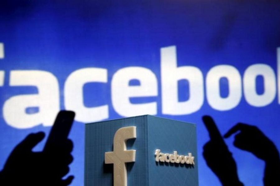 Facebook Kembangkan Ponsel Modular