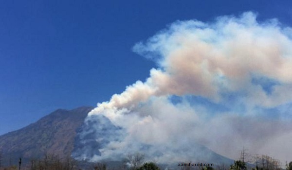 Gunung Agung 2 Kali Erupsi Pagi Ini, Kolom Abu Capai 2 Km