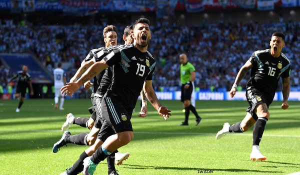 Nonton Piala Dunia Picu Kenaikan Risiko Serangan Jantung