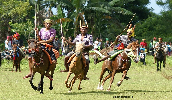 Parade 1001 Kuda Sandelwood, Atraksi Wisata Pulau Sumba