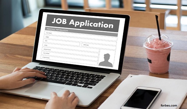 Perbedaan Curriculum Vitae, Resume, dan Cover Letter