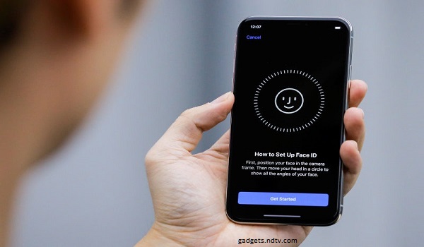 Sistem Keamanan Face ID iPhone X Berhasil Dibobol
