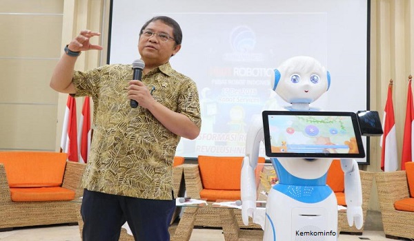 Tak Perlu Takut Digantikan Robot Asal Kuasai Teknologi